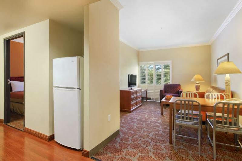 Desert Palms Hotel & Suites Anaheim Resort Εξωτερικό φωτογραφία
